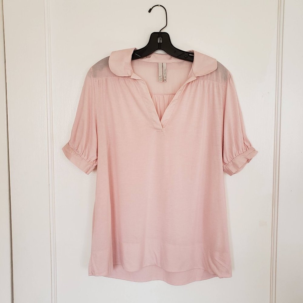 Old Navy Baby Pink Collared V-Neck Top Womens M Boxy Loose Fit Tee